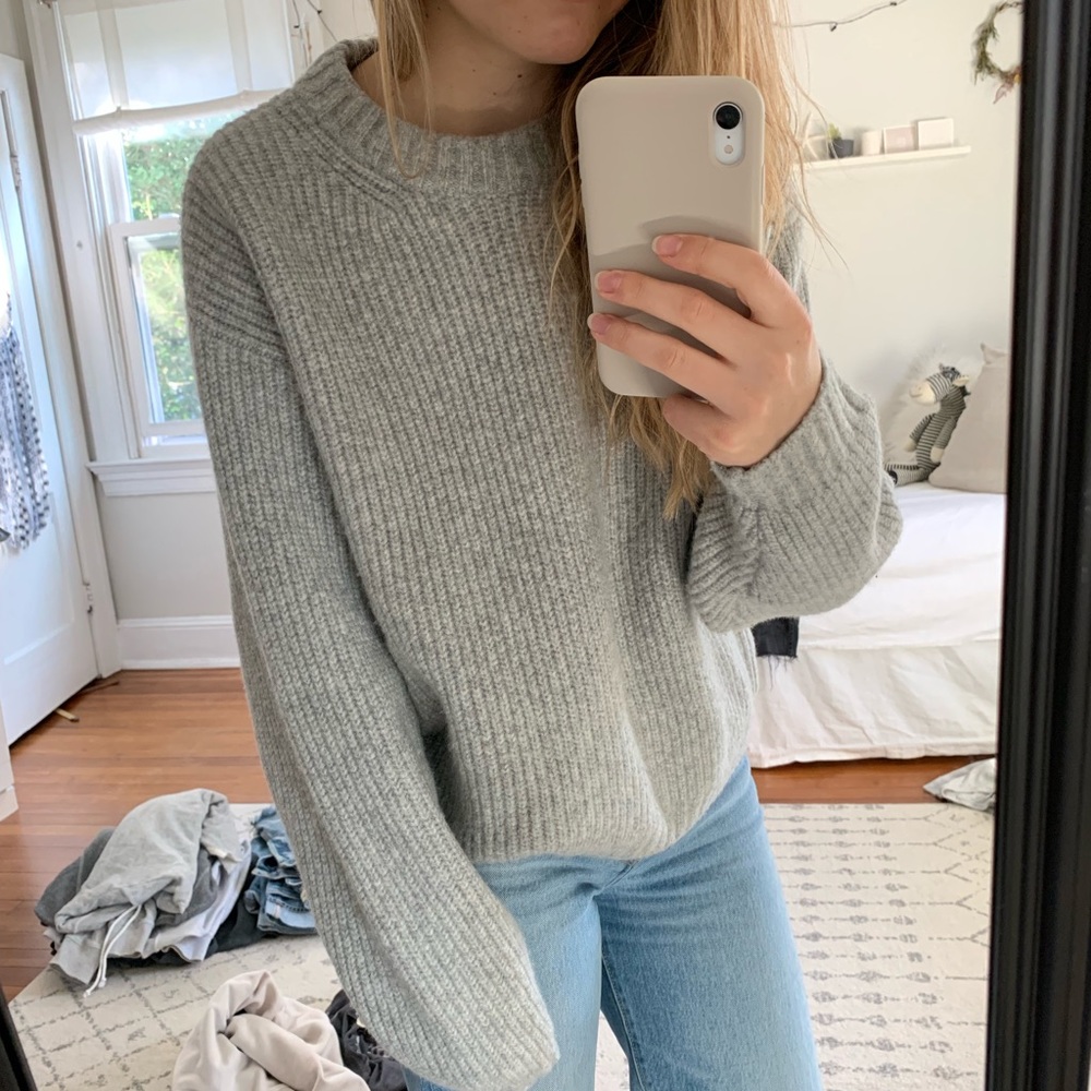 H&M grey knit sweater